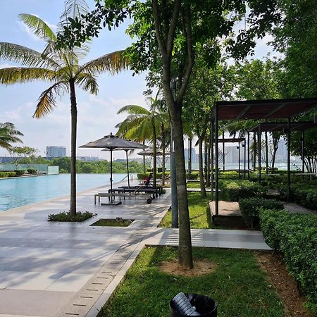 Retreat At Cybersquare Appartement Cyberjaya Buitenkant foto